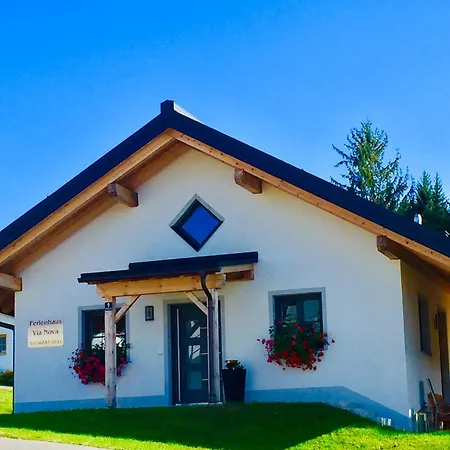 Vianova Ferienhaus *